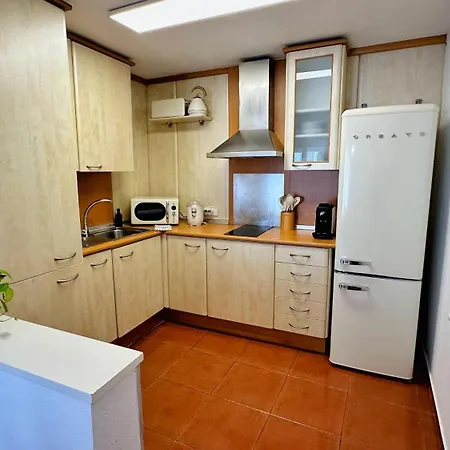 Appartement Nomad Haux In The Heart Of Tossa 8 *